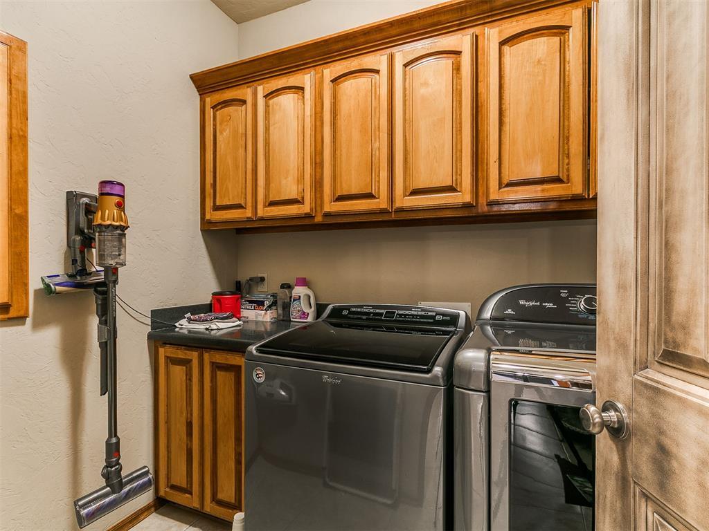 726 Silver Tree Drive Property Photo 18