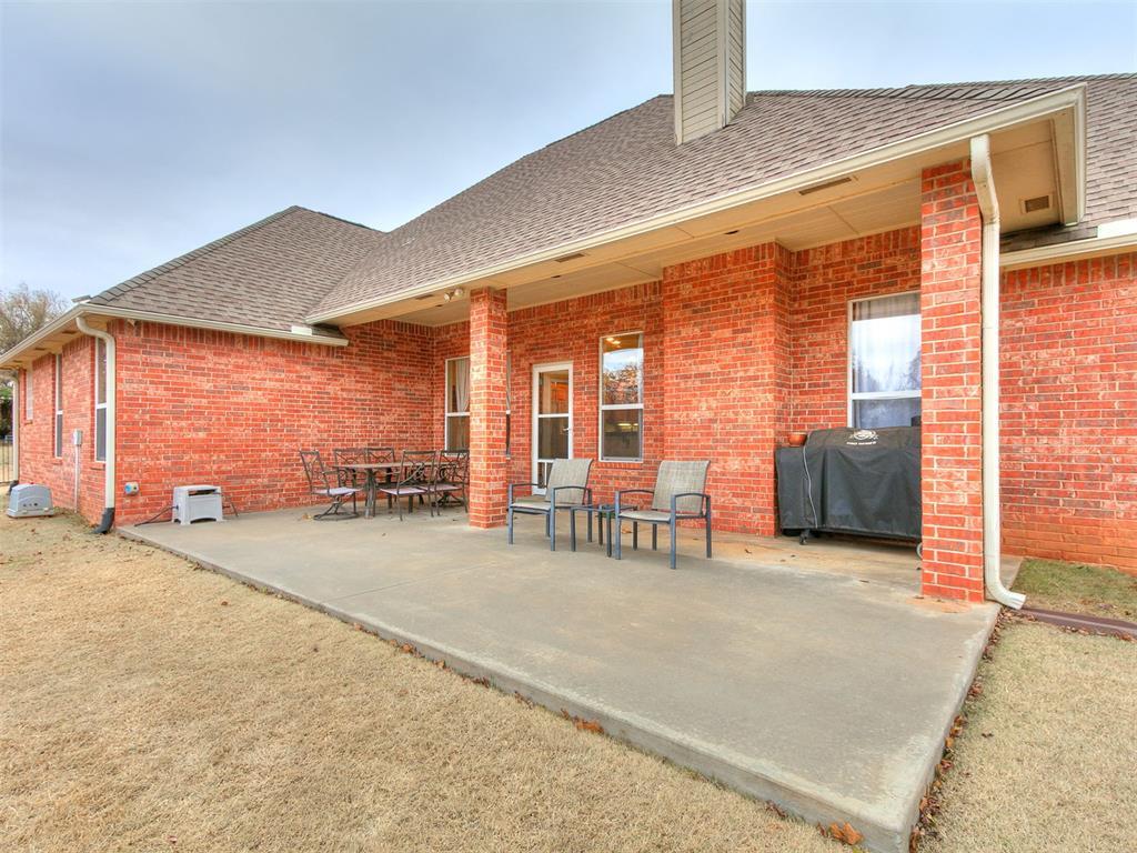 726 Silver Tree Drive Property Photo 32