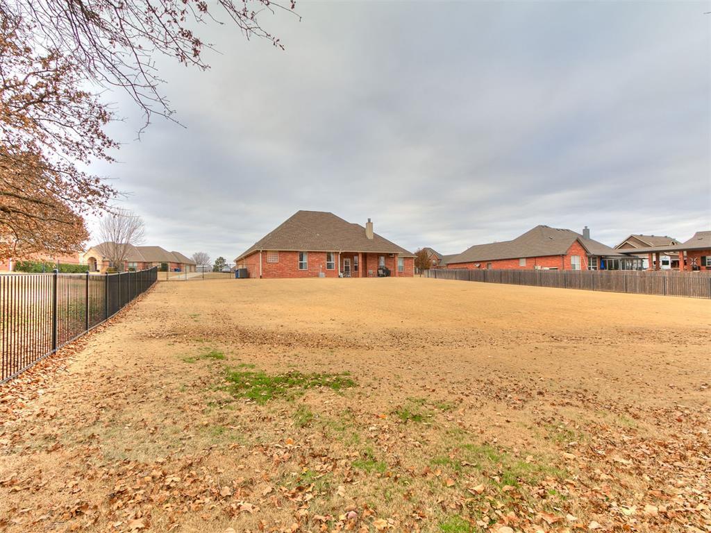 726 Silver Tree Drive Property Photo 33