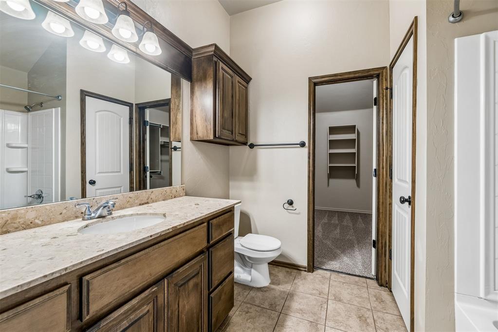 2601 Fawn Lily Road Property Photo 13