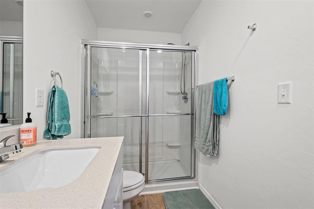 3880 Ada Avenue Property Photo 16