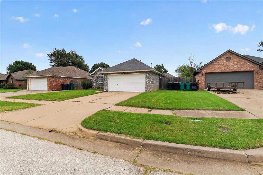 15616 Sandstone Terrace Property Photo 3
