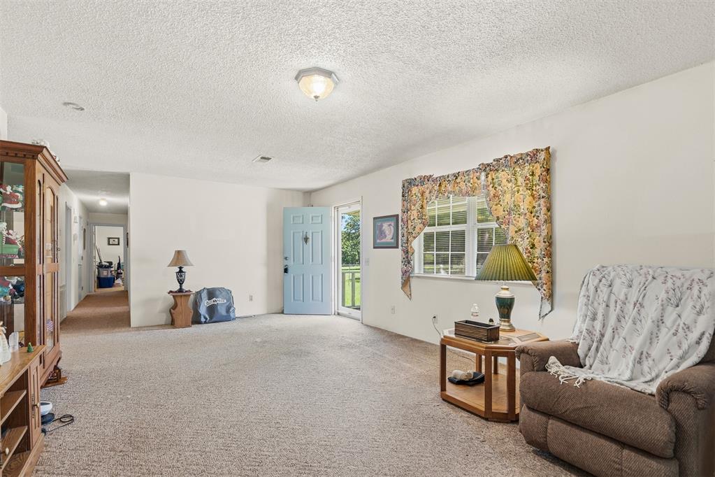 2976 Anshultz Road Property Photo 5