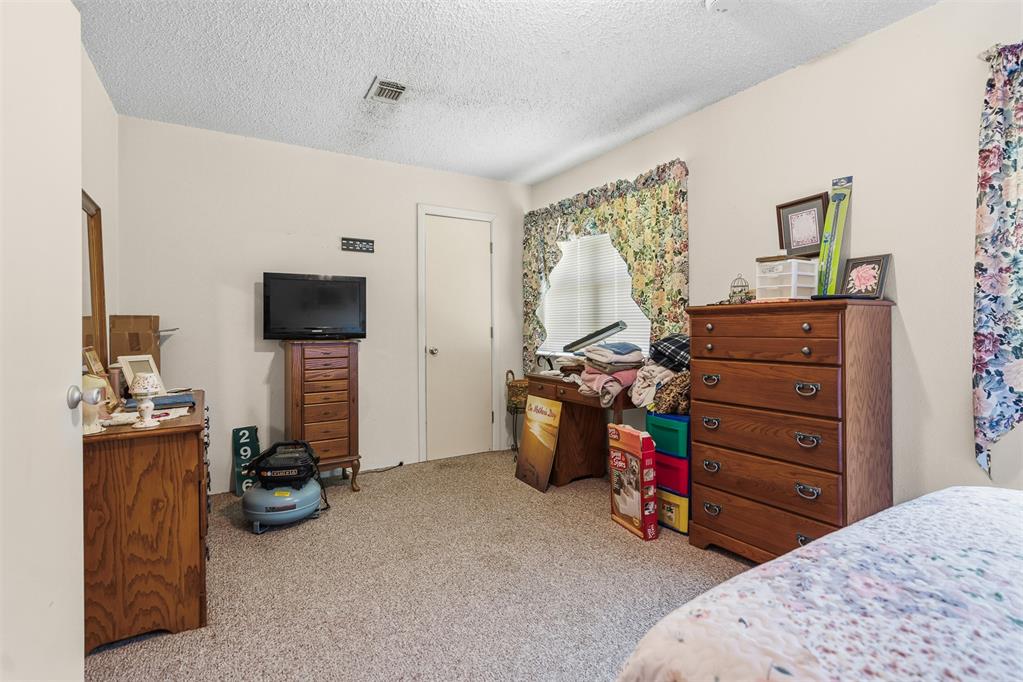 2976 Anshultz Road Property Photo 13