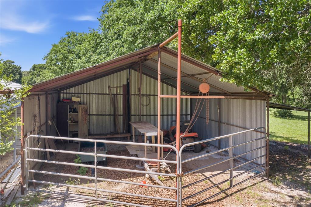 2976 Anshultz Road Property Photo 27