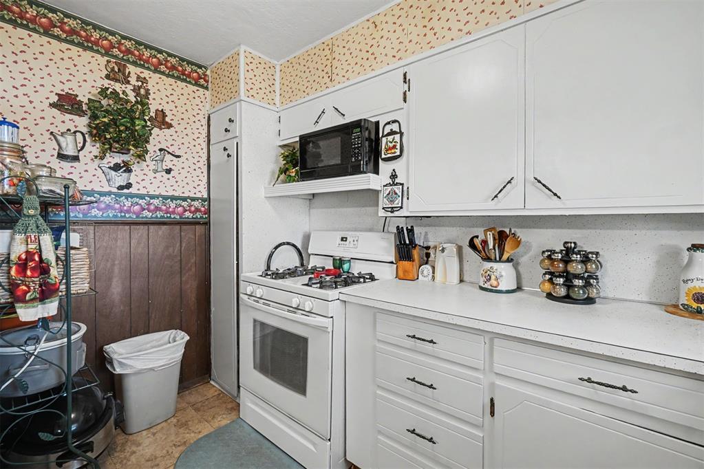 161 Blackburn Boulevard Property Photo 17