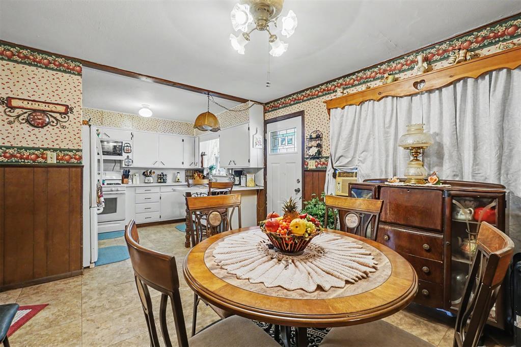 161 Blackburn Boulevard Property Photo 22
