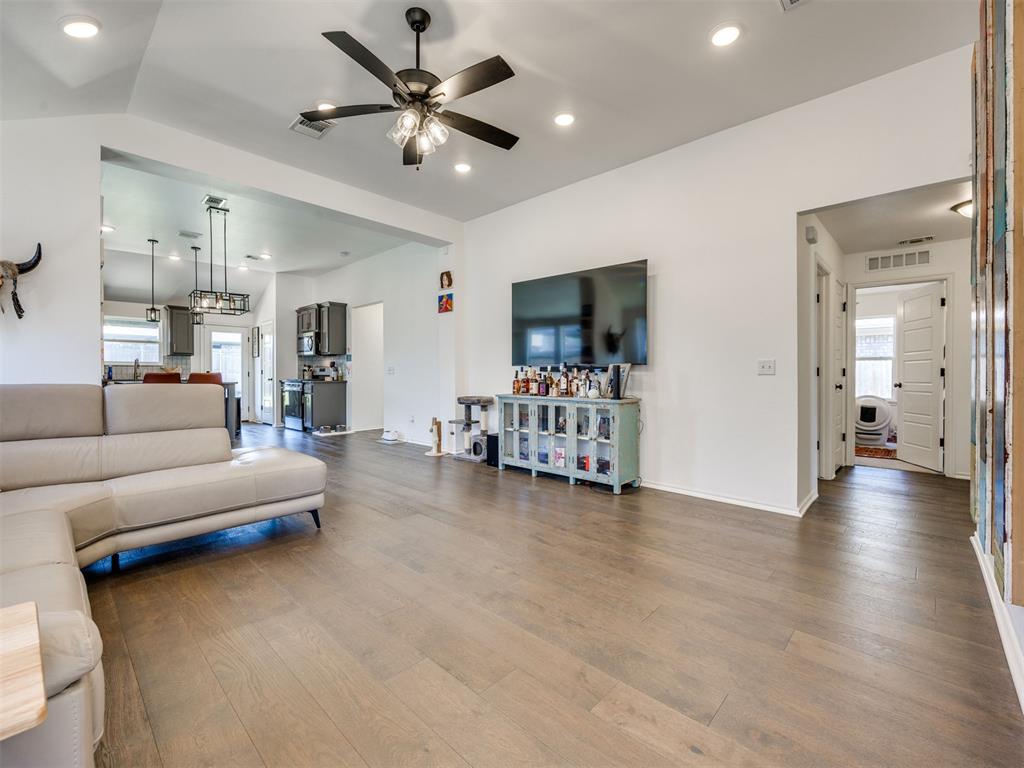 16128 Quiet Storm Drive Property Photo 9