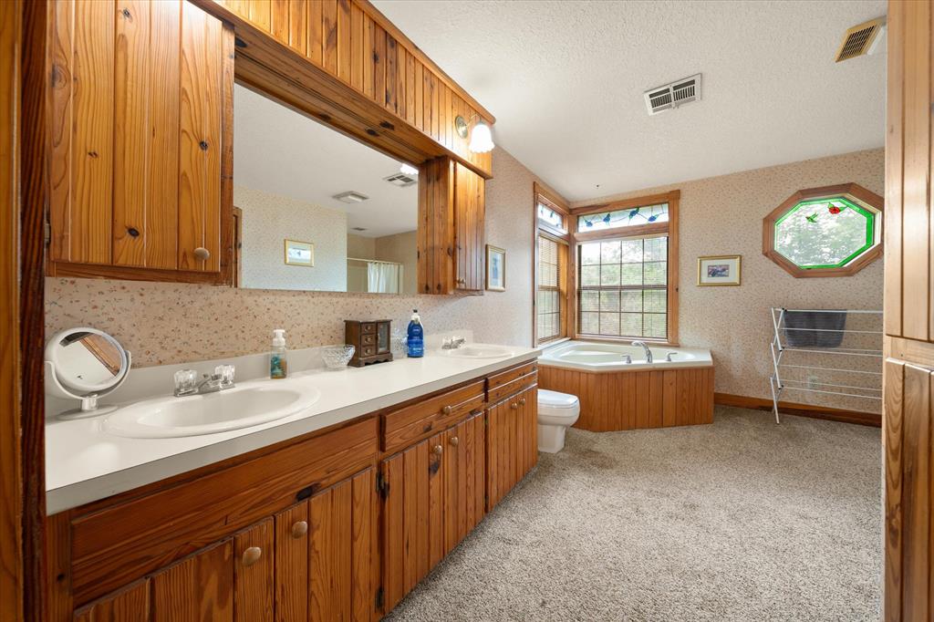 1101 S Post Road Property Photo 28