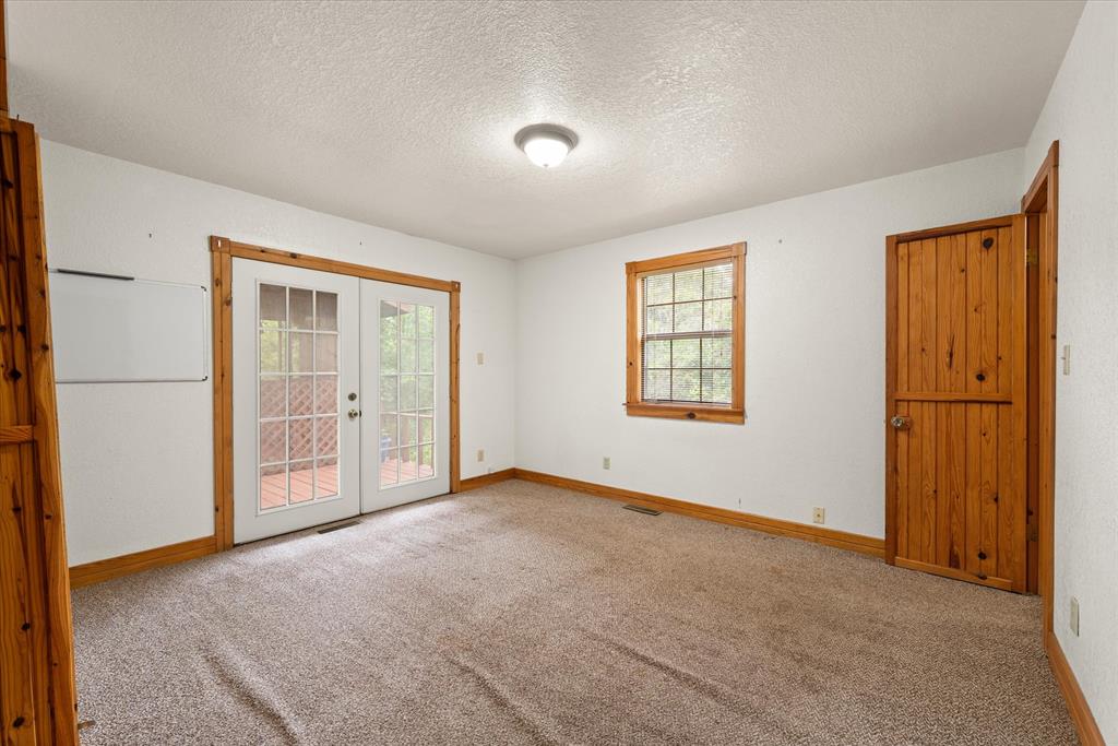 1101 S Post Road Property Photo 33
