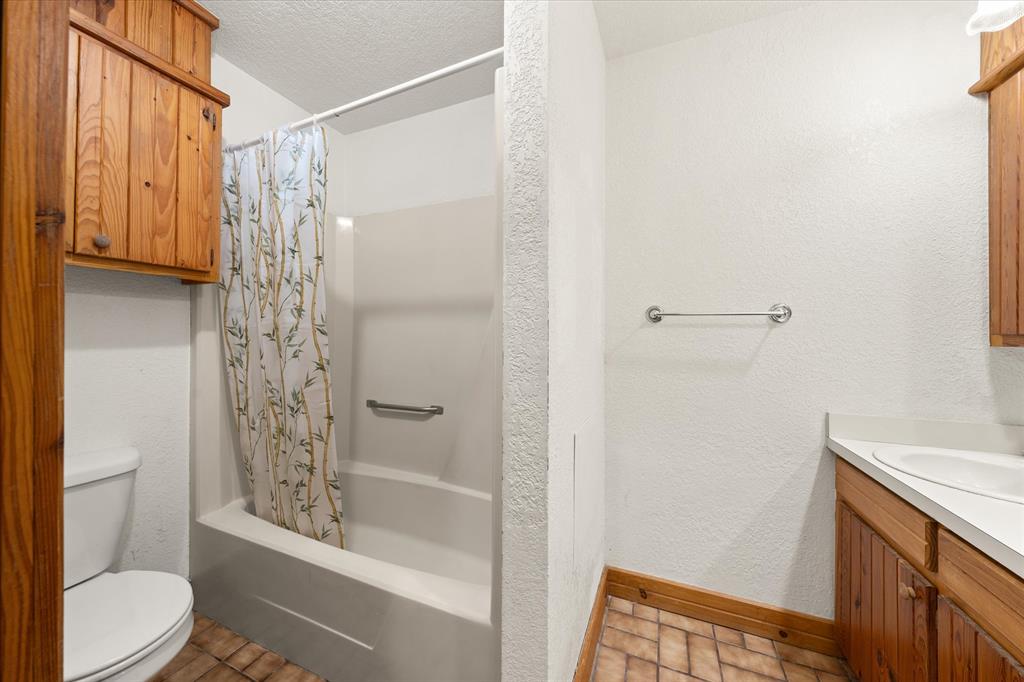 1101 S Post Road Property Photo 38