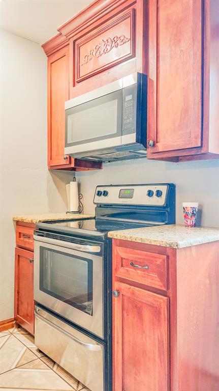 3741 Sw 40th Street Property Photo 6