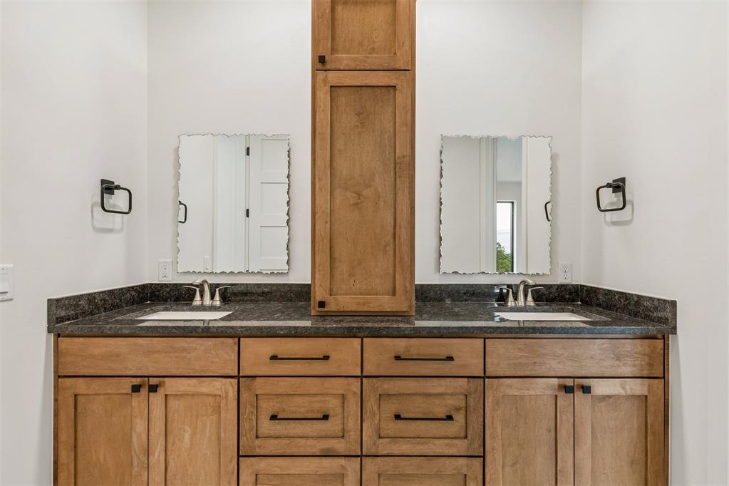 8809 E Covell Road Property Photo 39