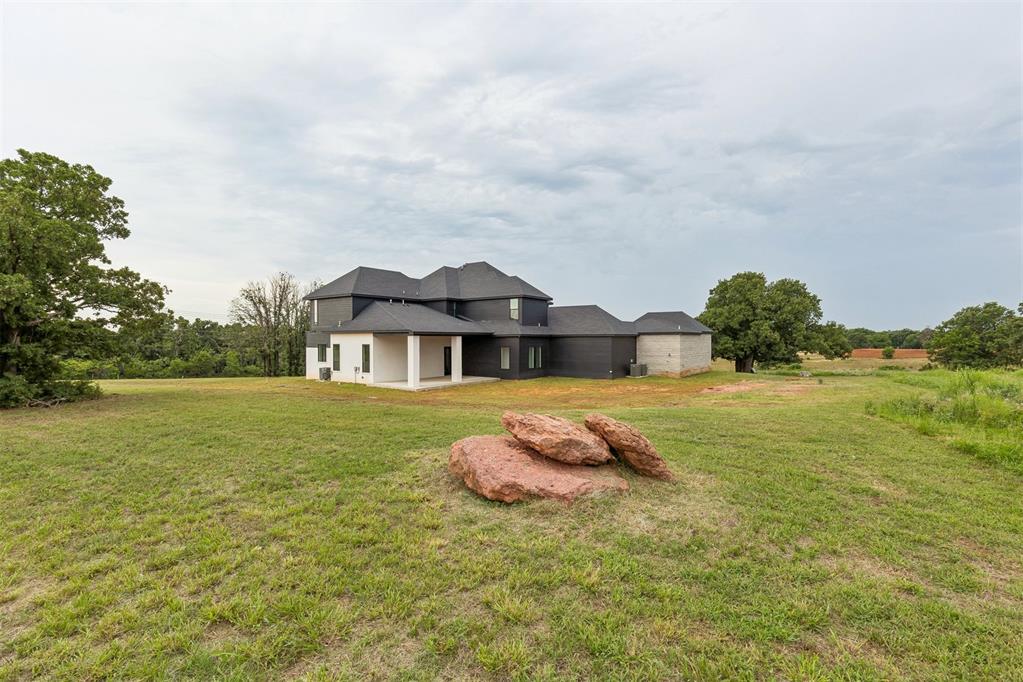 8809 E Covell Road Property Photo 47