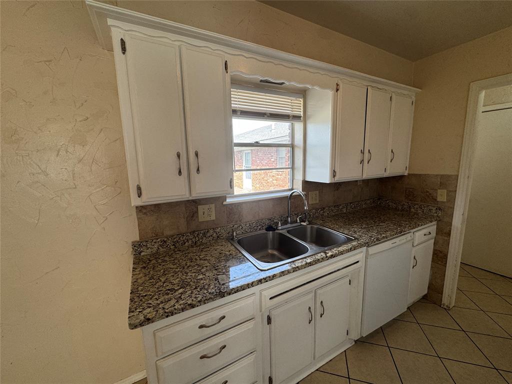 3600 N Willow Springs Drive Property Photo 5