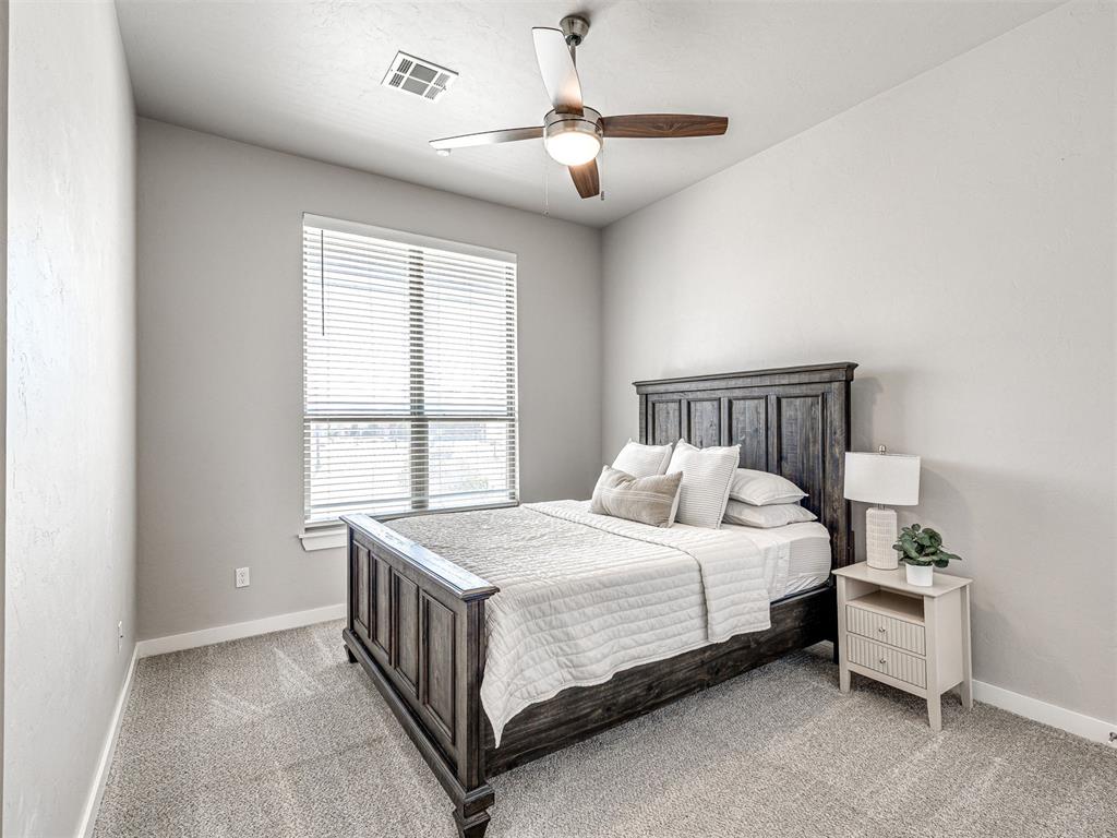 15605 Capri Lane Property Photo 27