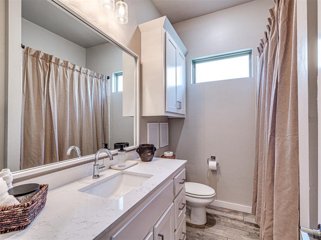 15605 Capri Lane Property Photo 28