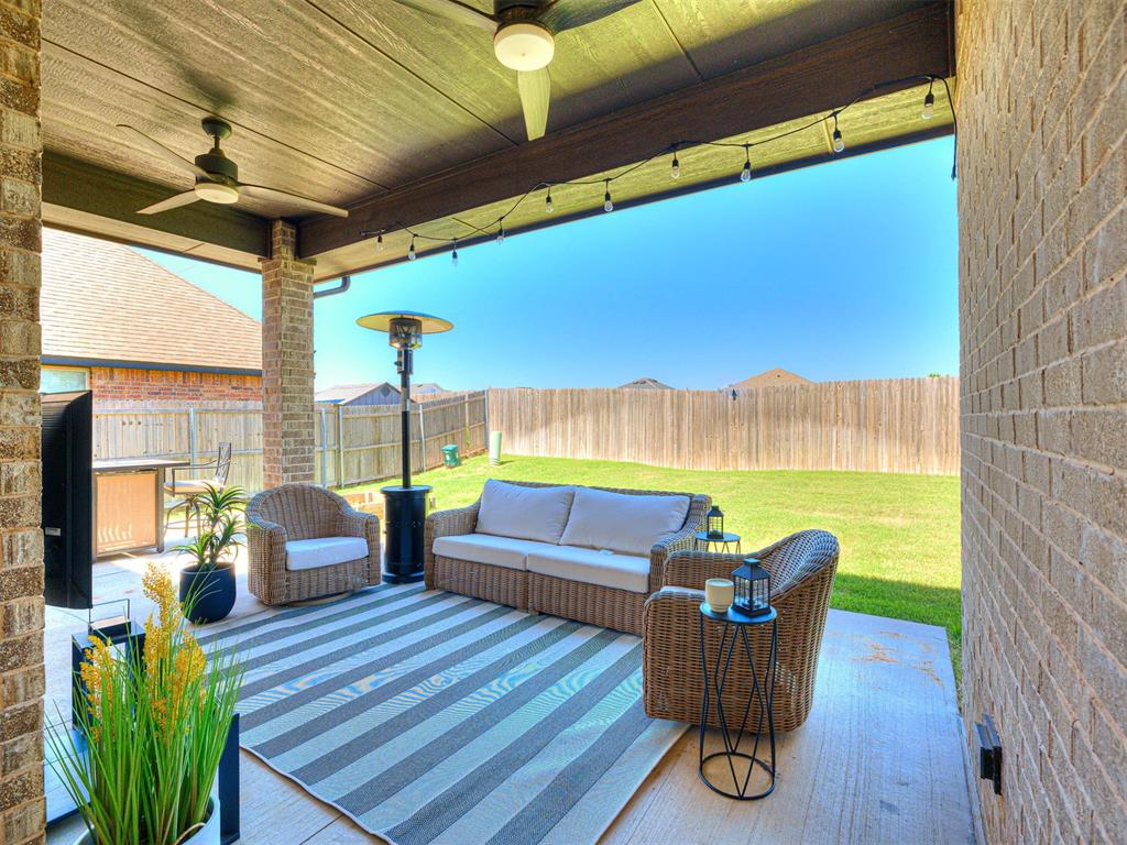 15605 Capri Lane Property Photo 32