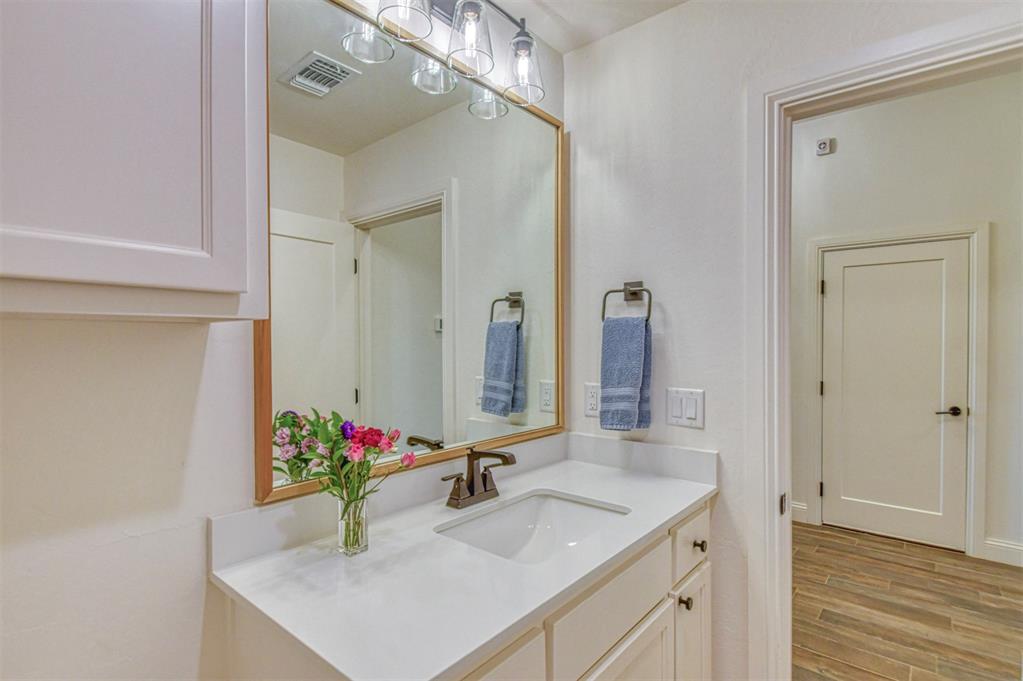 16236 Native Drive Property Photo 22