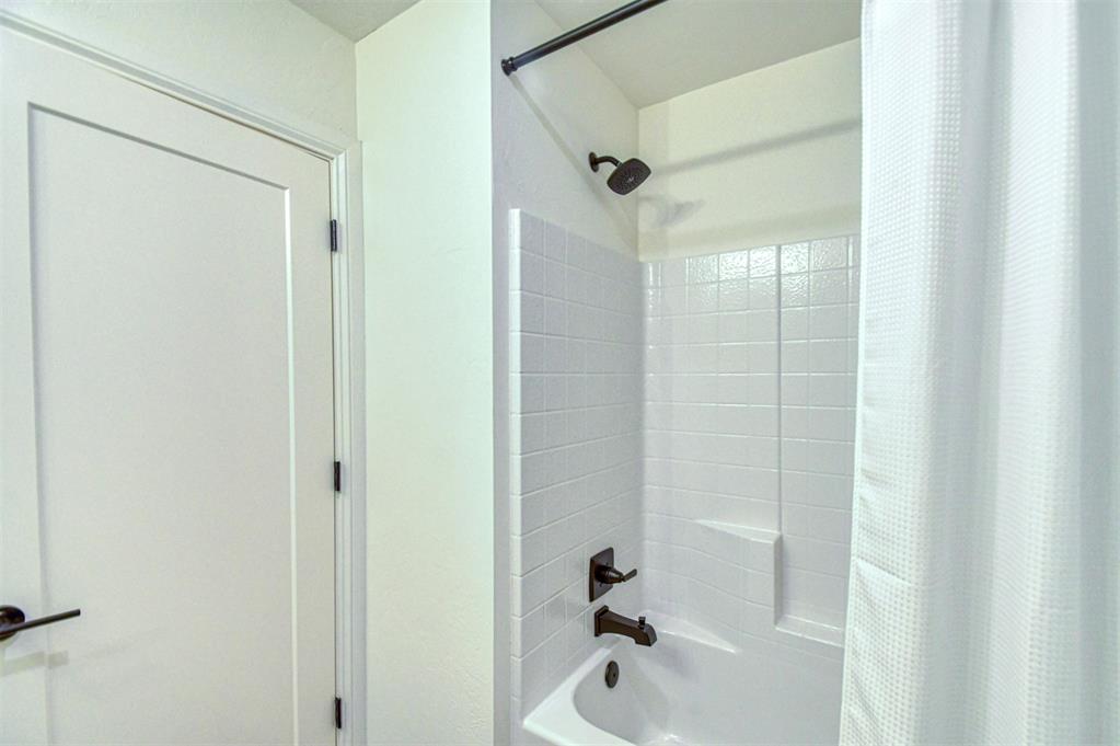 16236 Native Drive Property Photo 23