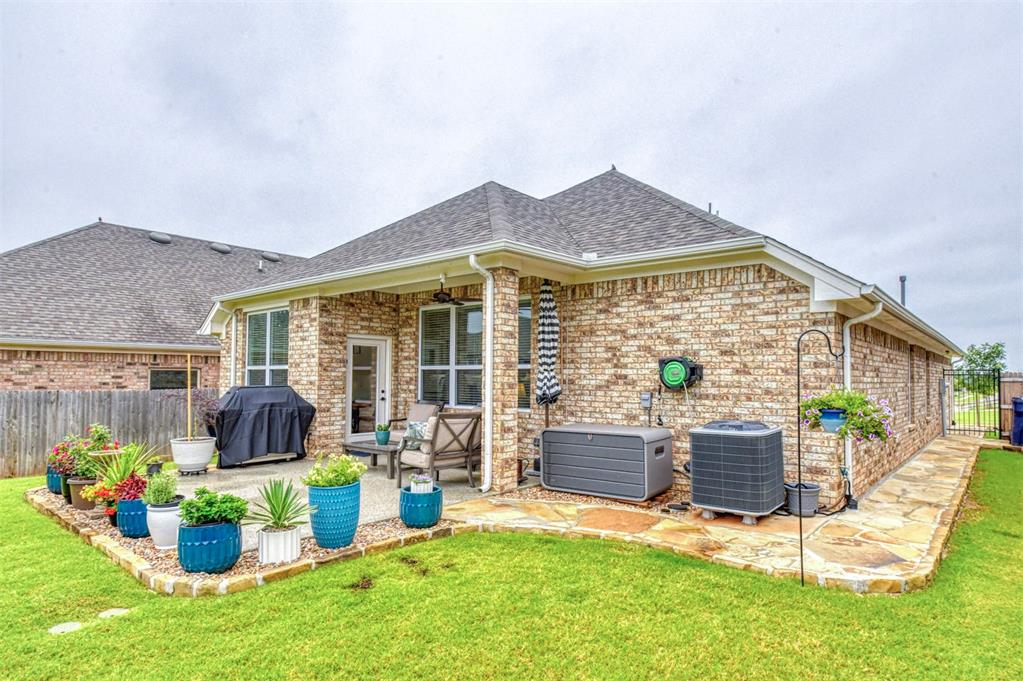 16236 Native Drive Property Photo 36