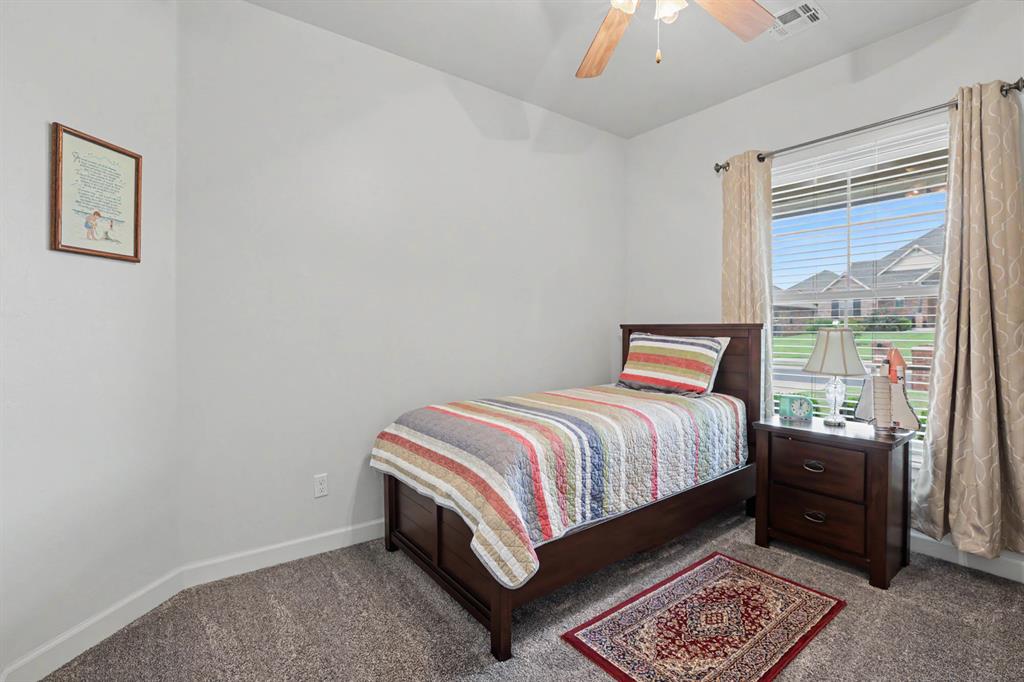 633 Geneva Drive Property Photo 20