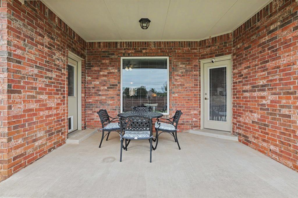 633 Geneva Drive Property Photo 24