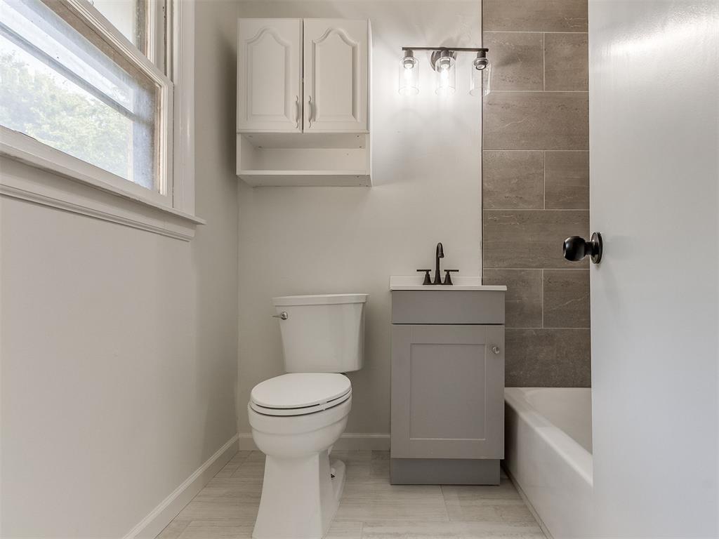 2224 Sw 57th Street Property Photo 11