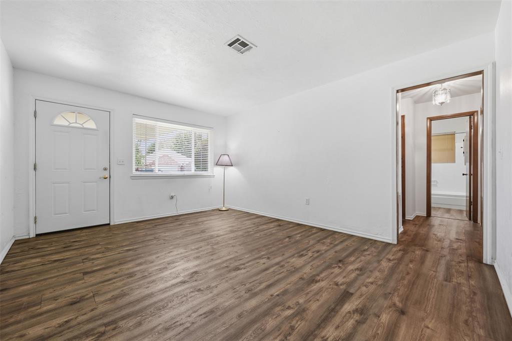 1313 Regency Boulevard Property Photo 3