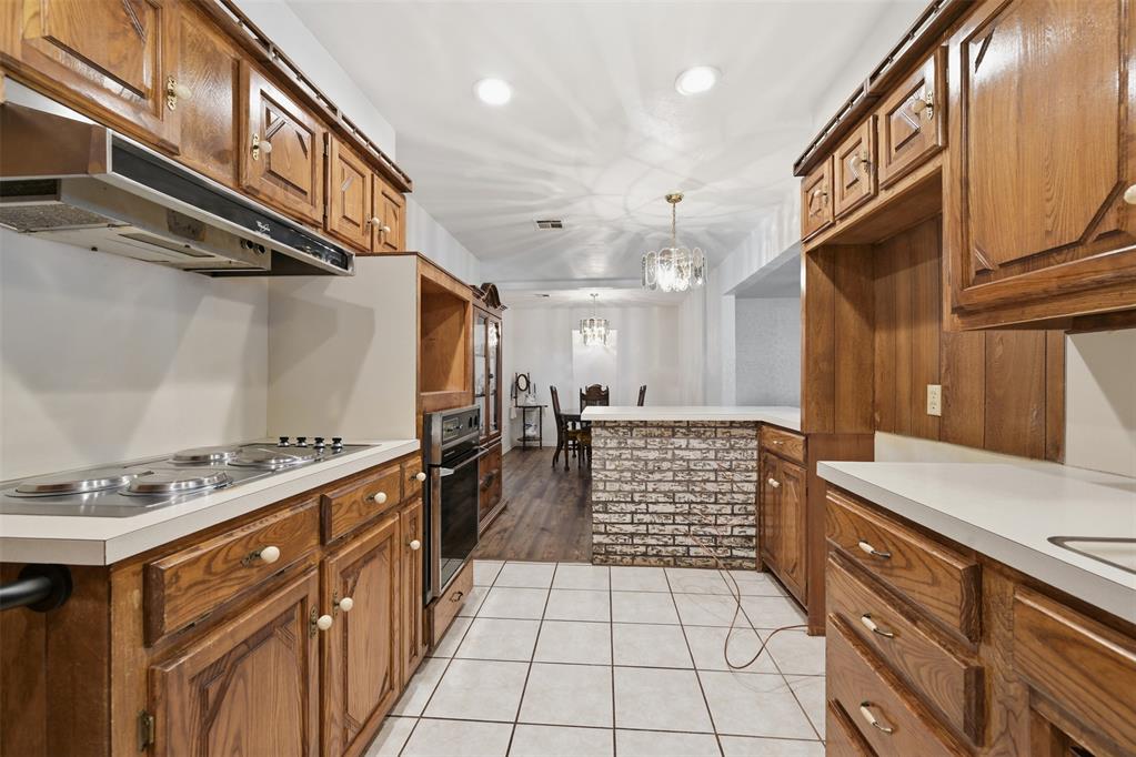 1313 Regency Boulevard Property Photo 8