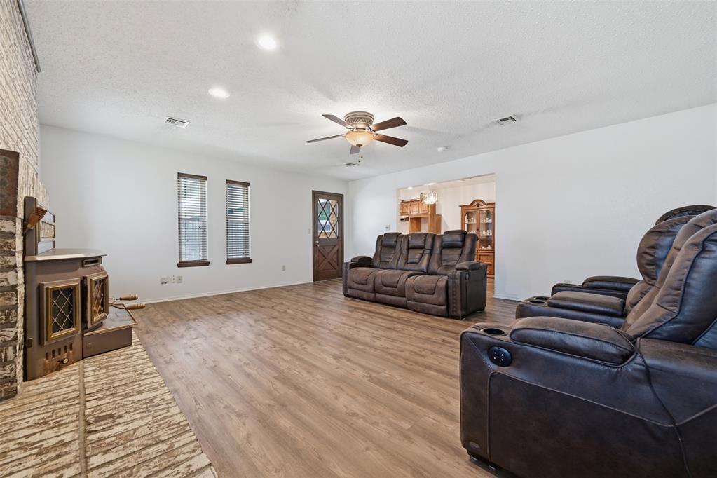 1313 Regency Boulevard Property Photo 15
