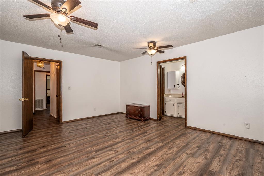 1313 Regency Boulevard Property Photo 16