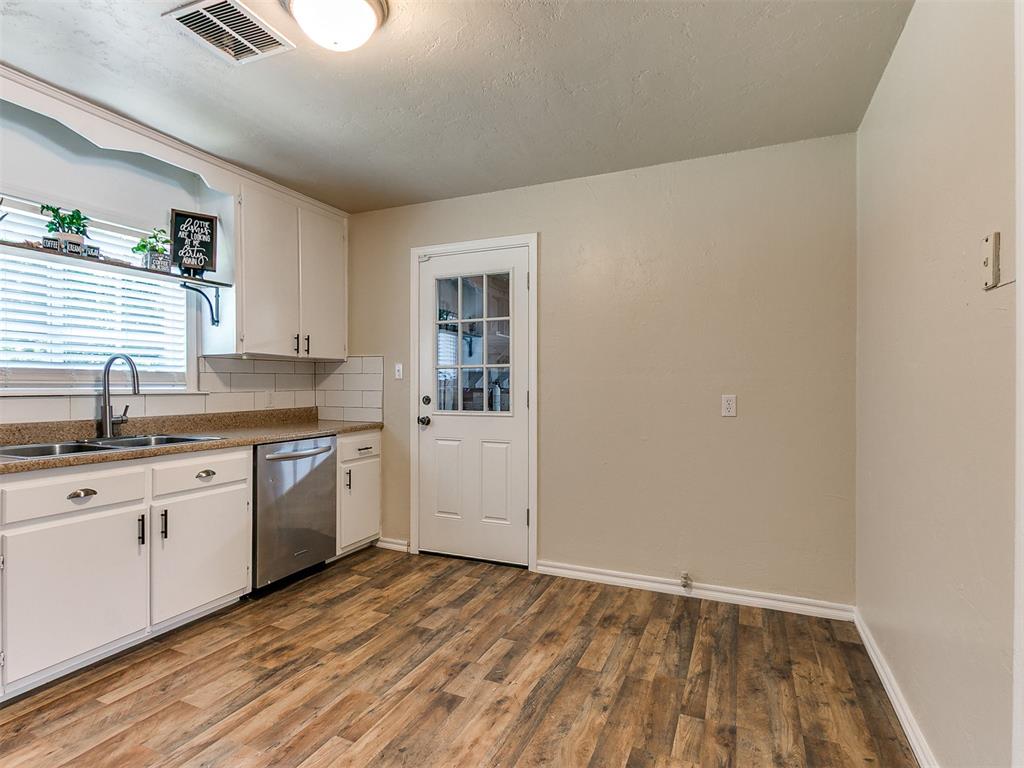 936 Crabtree Cove Property Photo 11