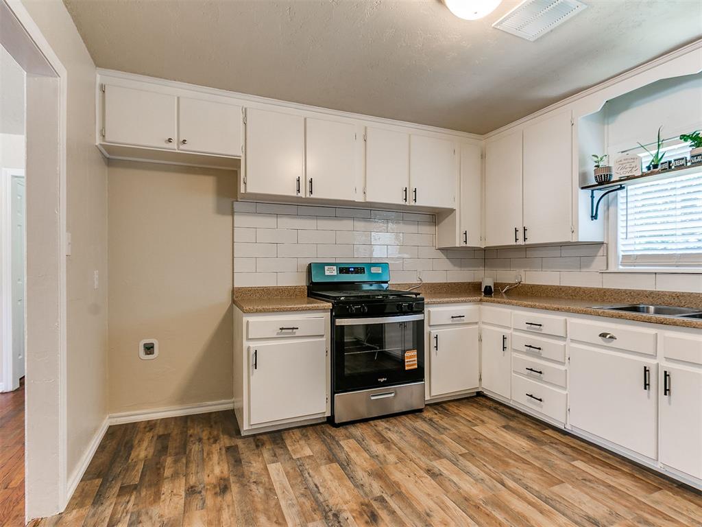 936 Crabtree Cove Property Photo 13