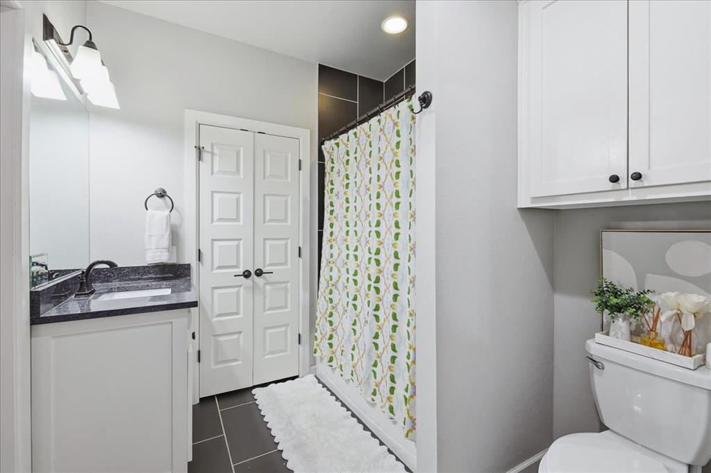 14716 Avignon Lane Property Photo 34