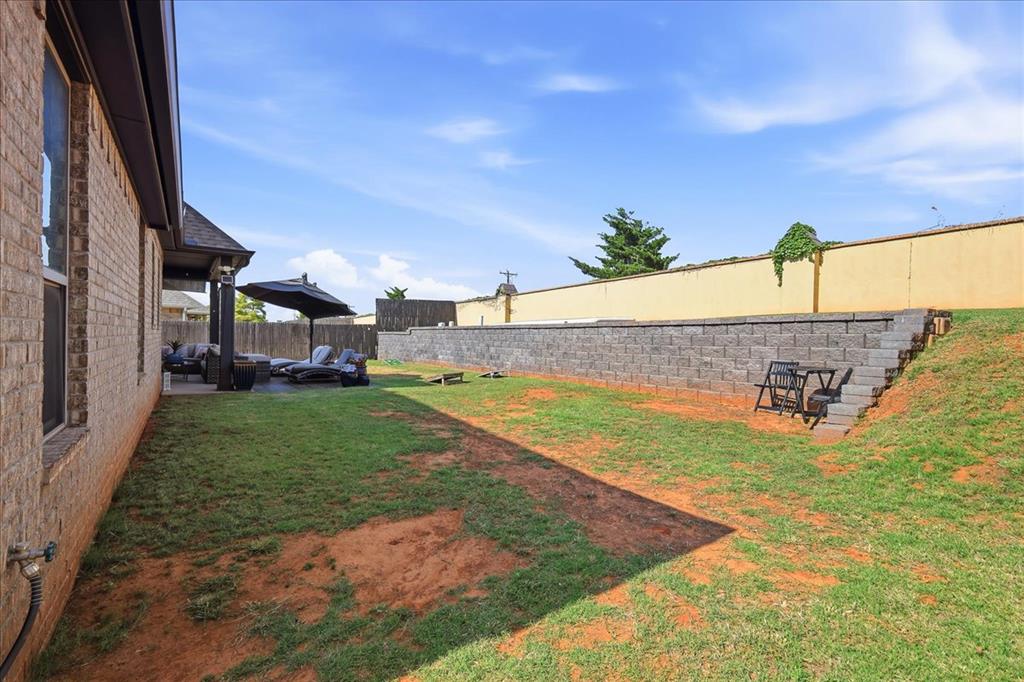 14716 Avignon Lane Property Photo 46