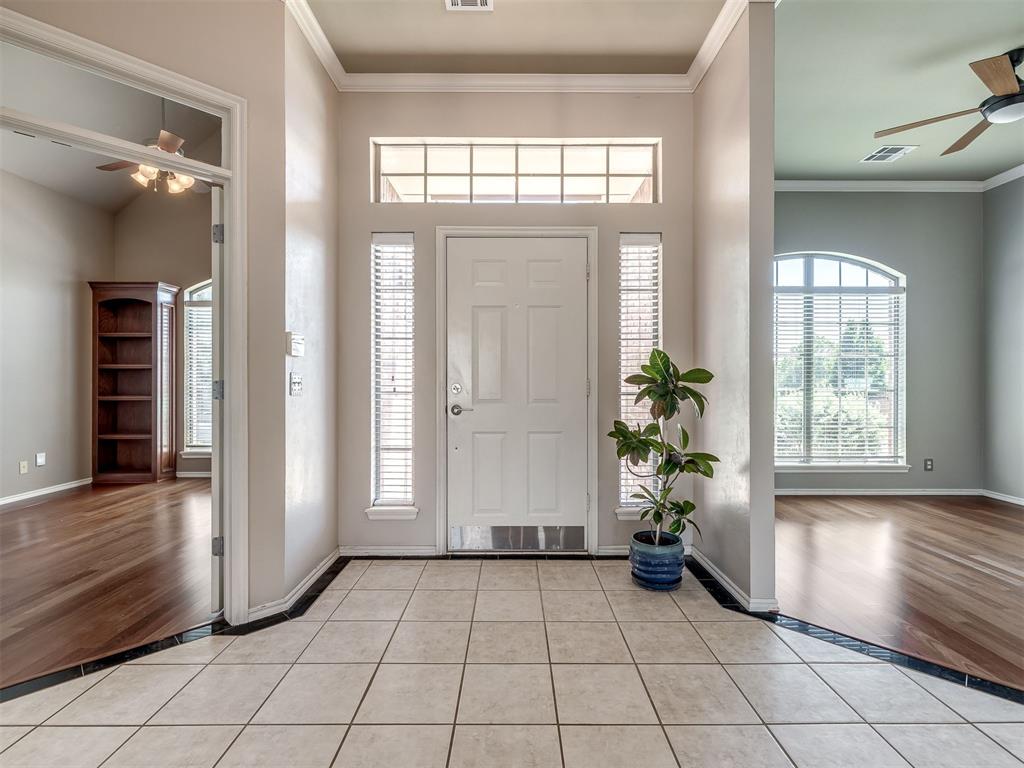 2117 Cedar Pointe Circle Property Photo 5