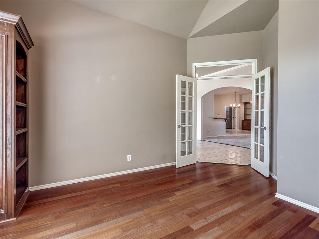 2117 Cedar Pointe Circle Property Photo 12