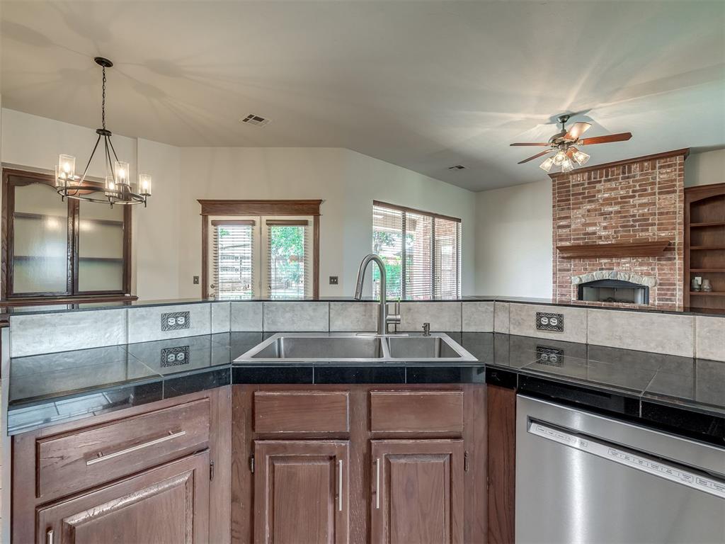 2117 Cedar Pointe Circle Property Photo 23