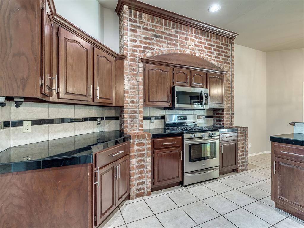 2117 Cedar Pointe Circle Property Photo 25