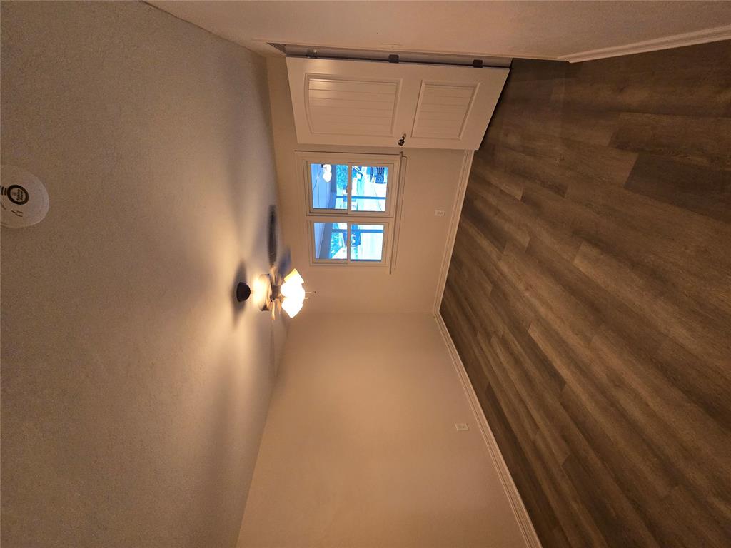 1809 N Oregon Avenue Property Photo 19