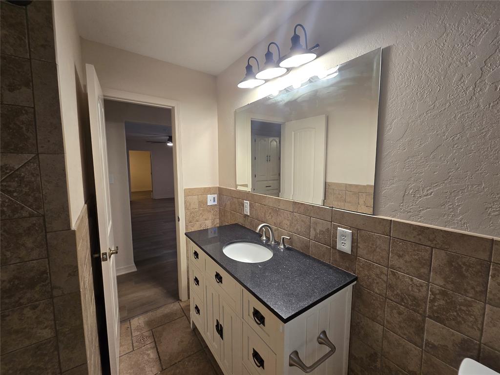 1809 N Oregon Avenue Property Photo 23