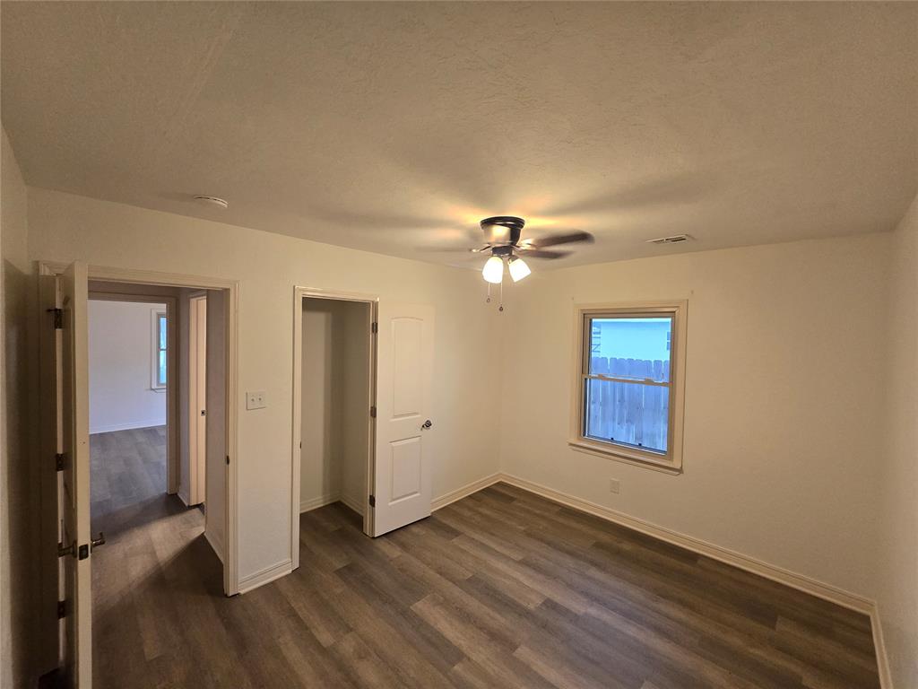 1809 N Oregon Avenue Property Photo 25