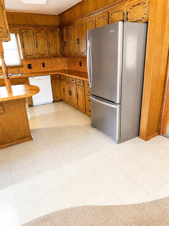 110 N Bailey Property Photo 3