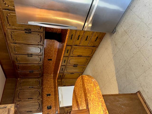 110 N Bailey Property Photo 9