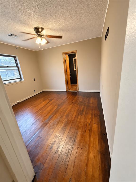 403 N Hitchcock Street Property Photo 11
