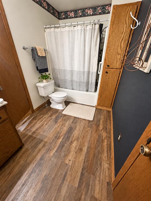 403 N Hitchcock Street Property Photo 12