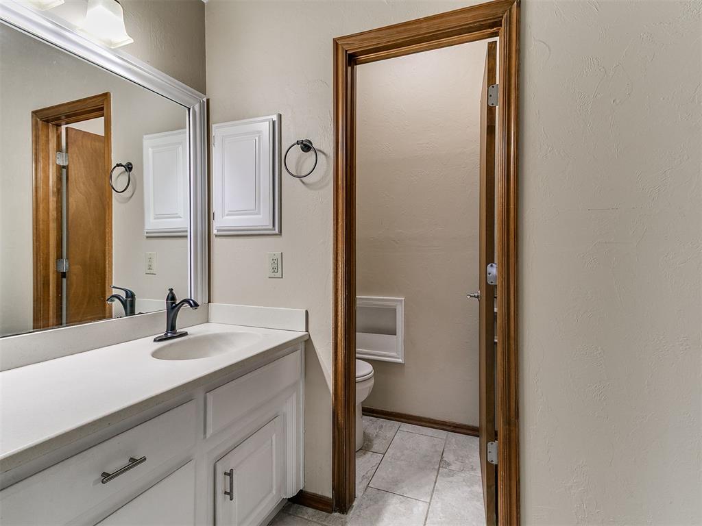 329 E Twelve Oaks Terrace Property Photo 28