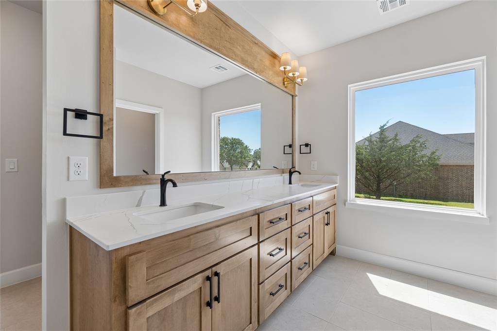 8081 Sacred Forest Property Photo 31