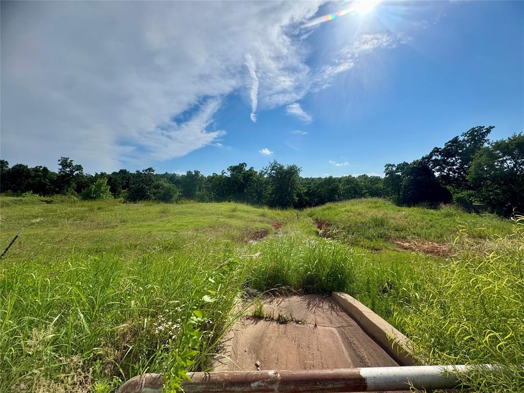 8811 Overlook Drive Property Photo 8